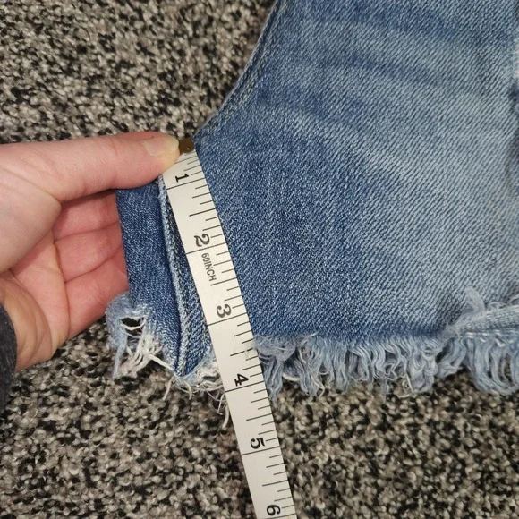 Kancan Hi Rise Jean Shorts Destressed Sz 11/29,Relaxed 100% Cotton 3.5" Inseam - Picture 6 of 7